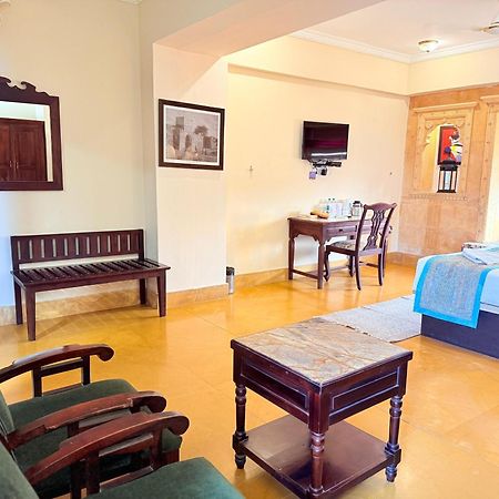 Hotel Radhika Dzsaiszalmer Kültér fotó