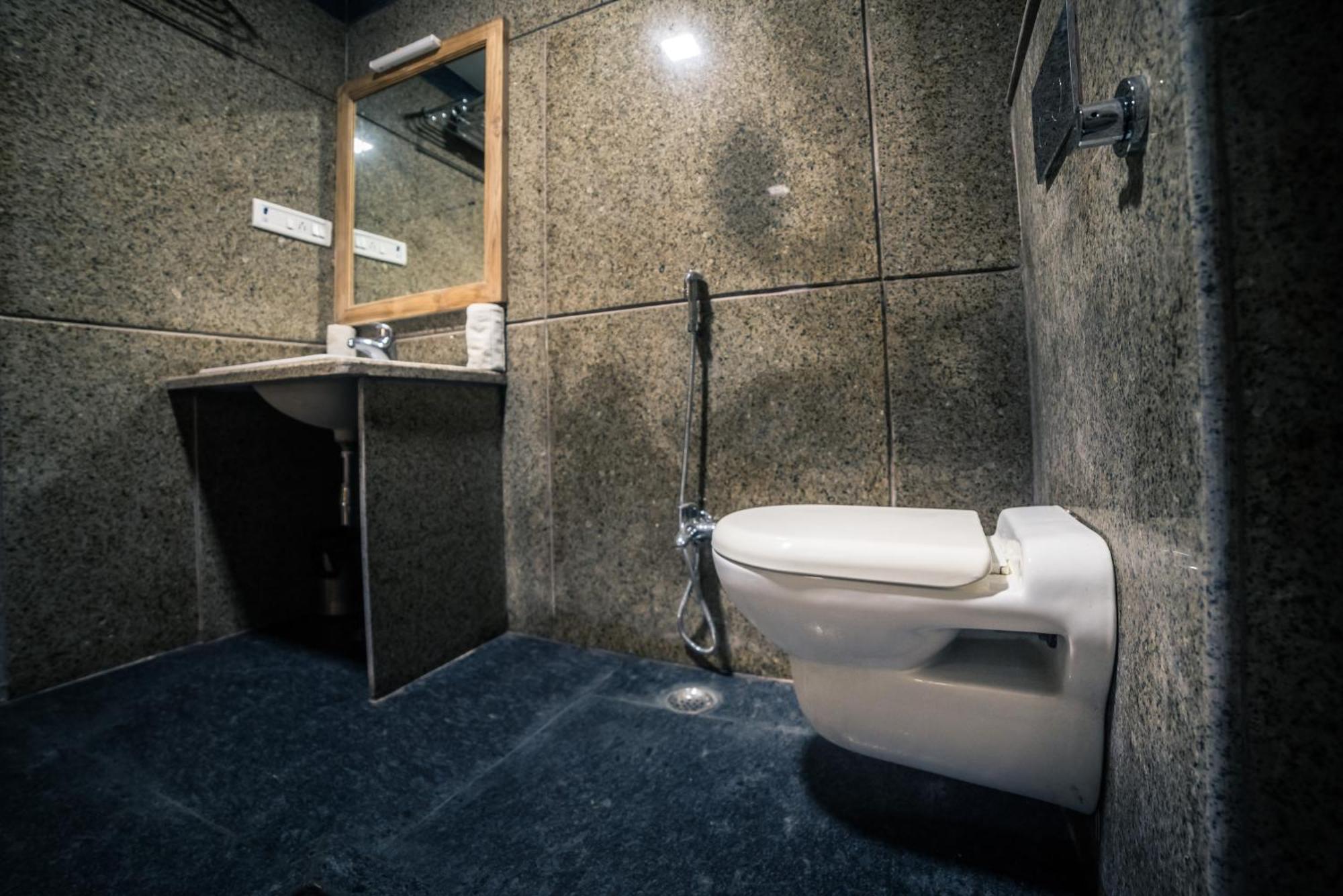 Hotel Radhika Dzsaiszalmer Kültér fotó